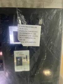 Caixeiro do Parking fora de Servizo